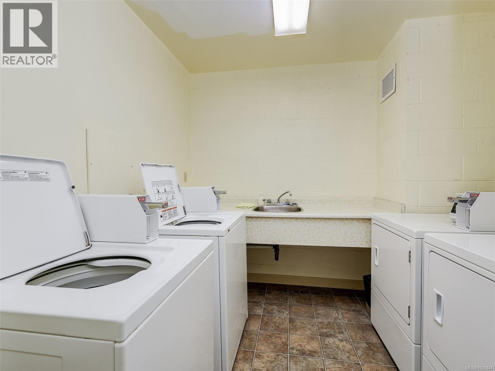 709 103 Gorge Road East, Victoria