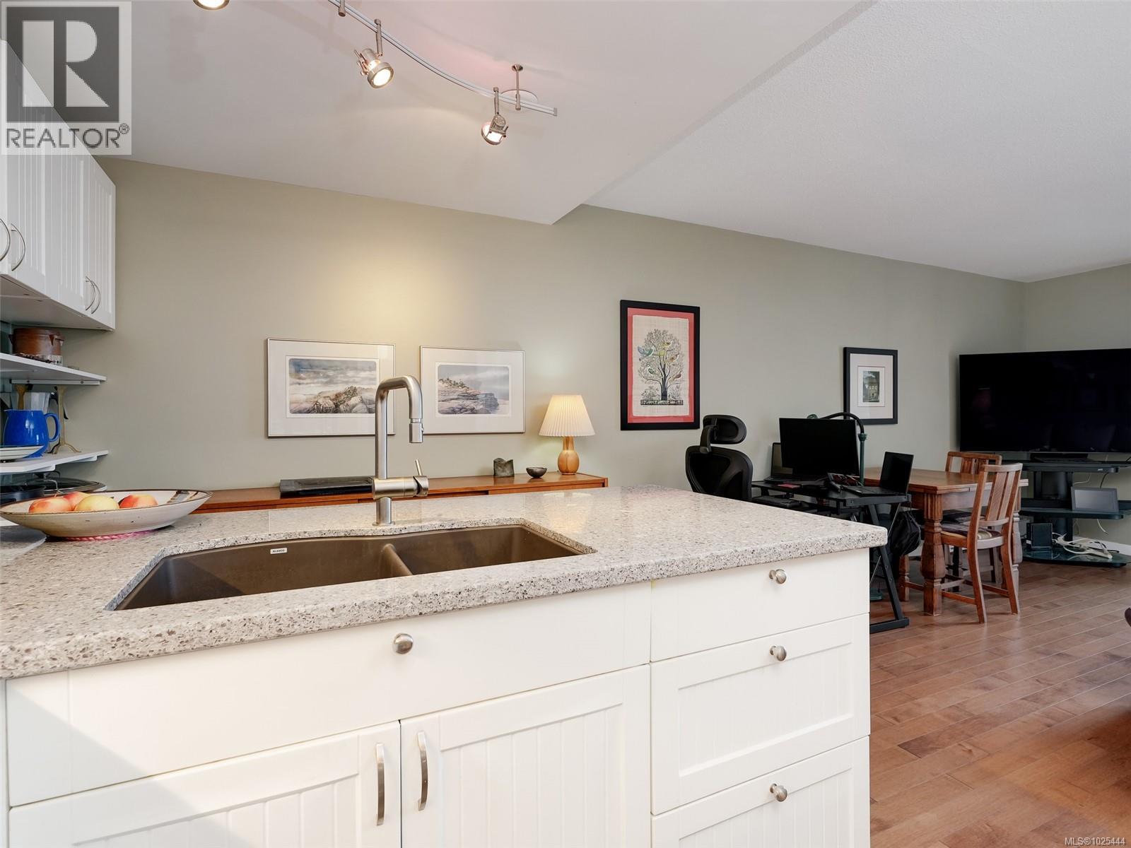 709 103 Gorge Road East, Victoria