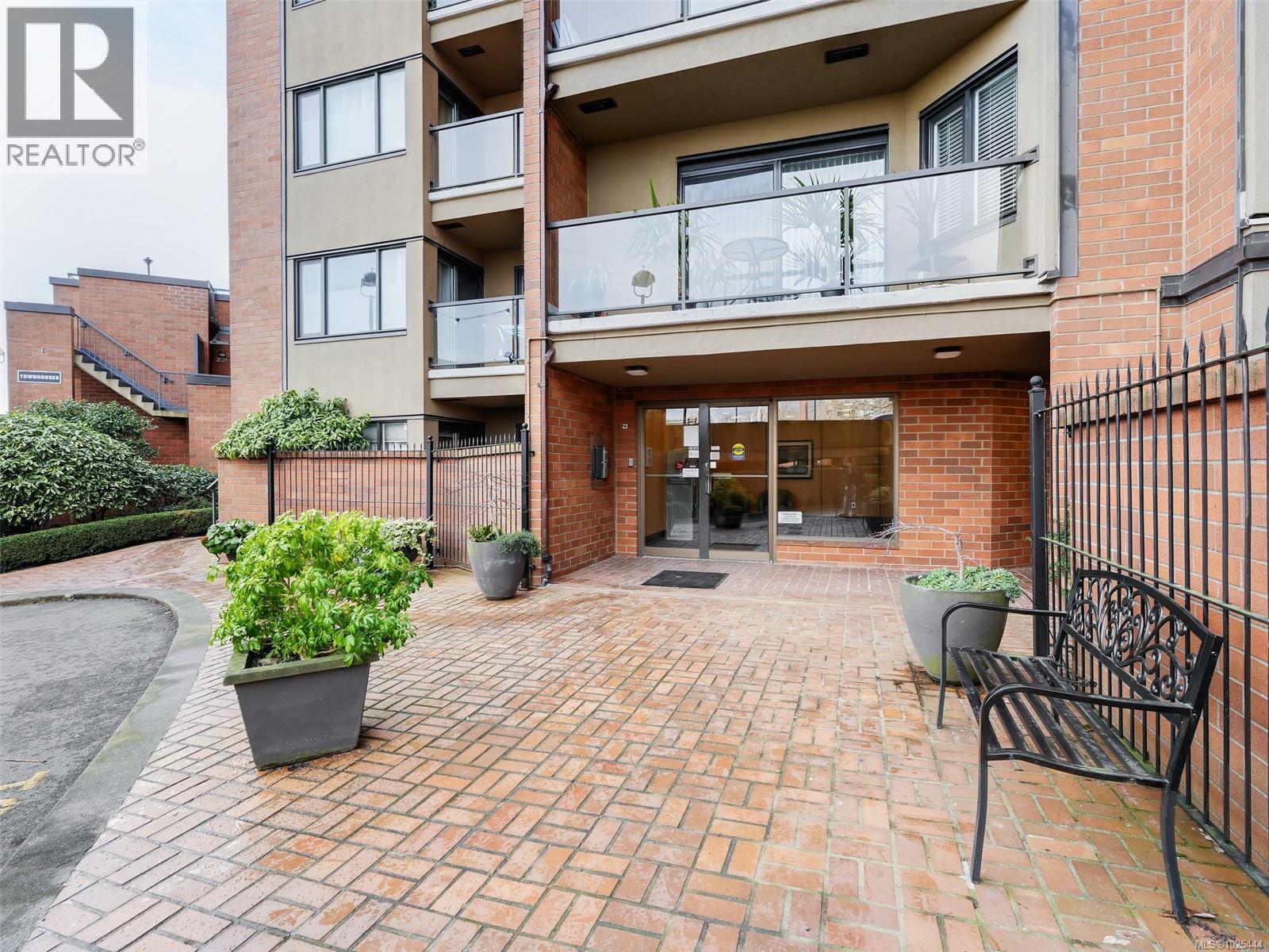 709 103 Gorge Road East, Victoria