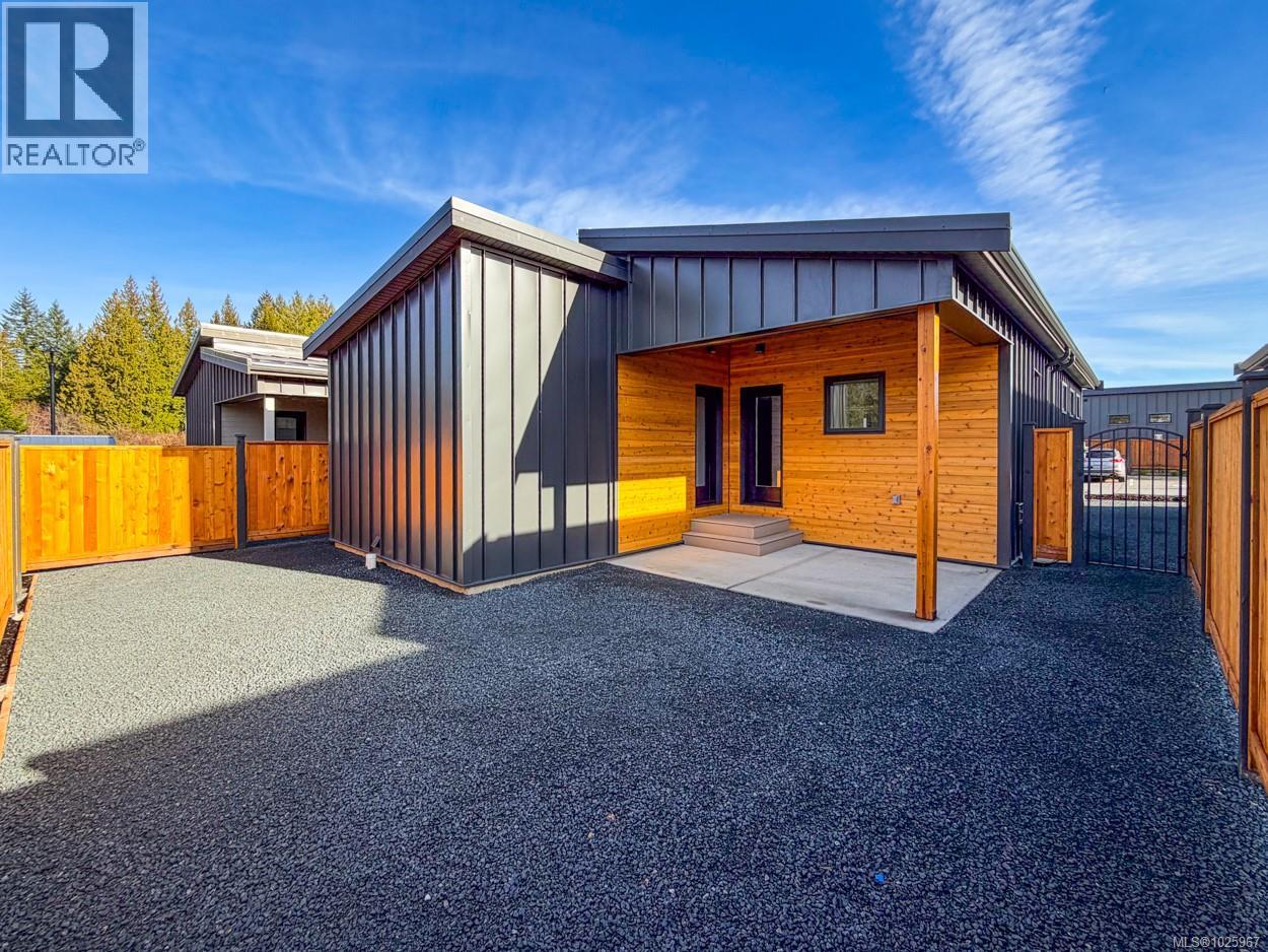 #2 3025 ROYSTON RD - 21