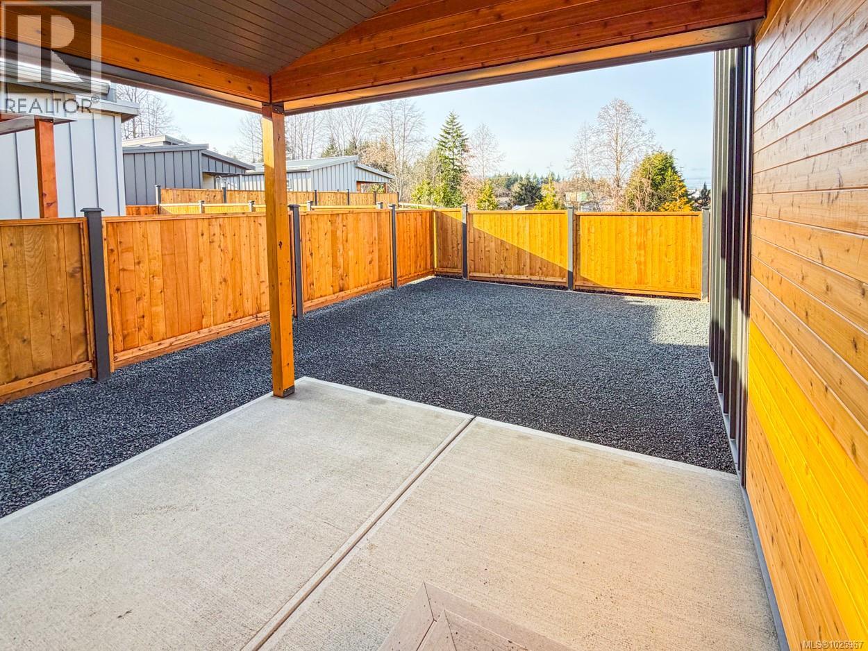 #2 3025 ROYSTON RD - 24