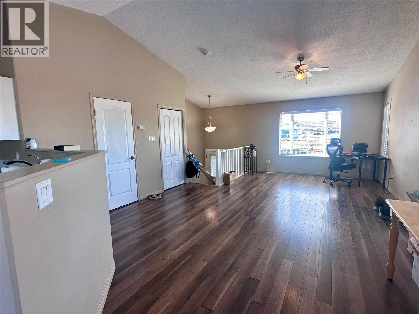 1640 101 Avenue, Dawson Creek