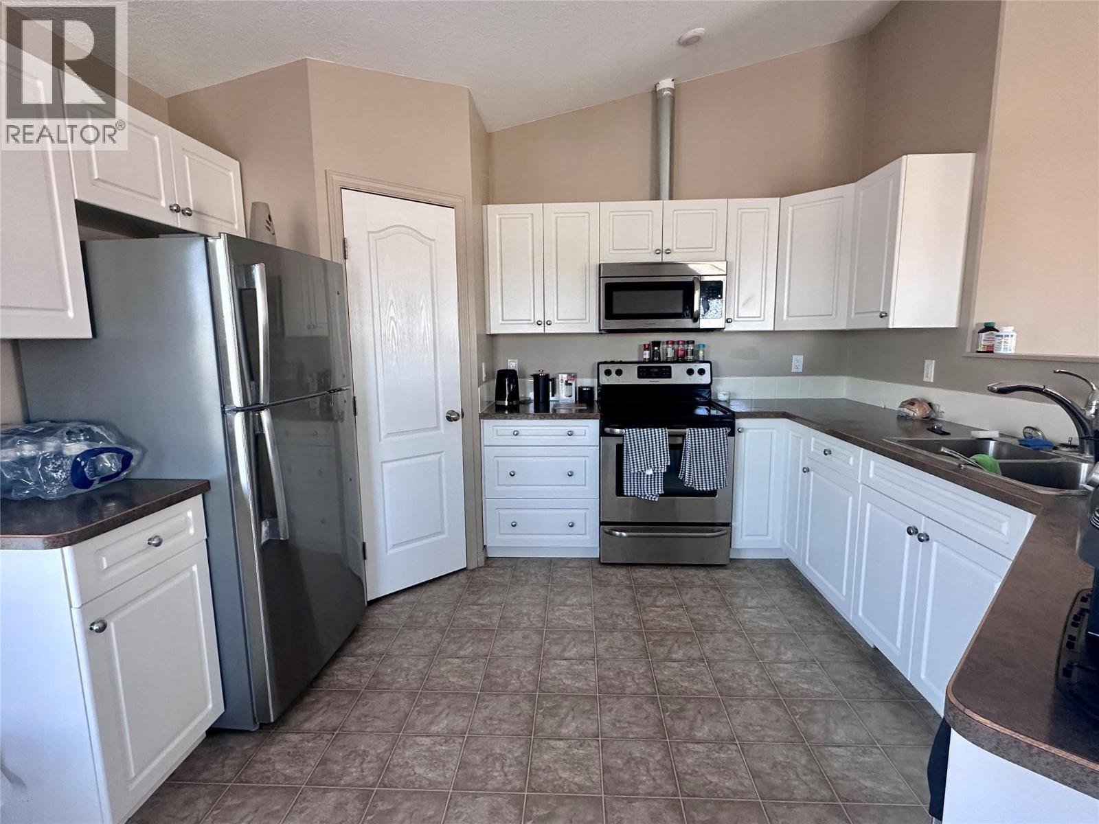 1640 101 Avenue, Dawson Creek