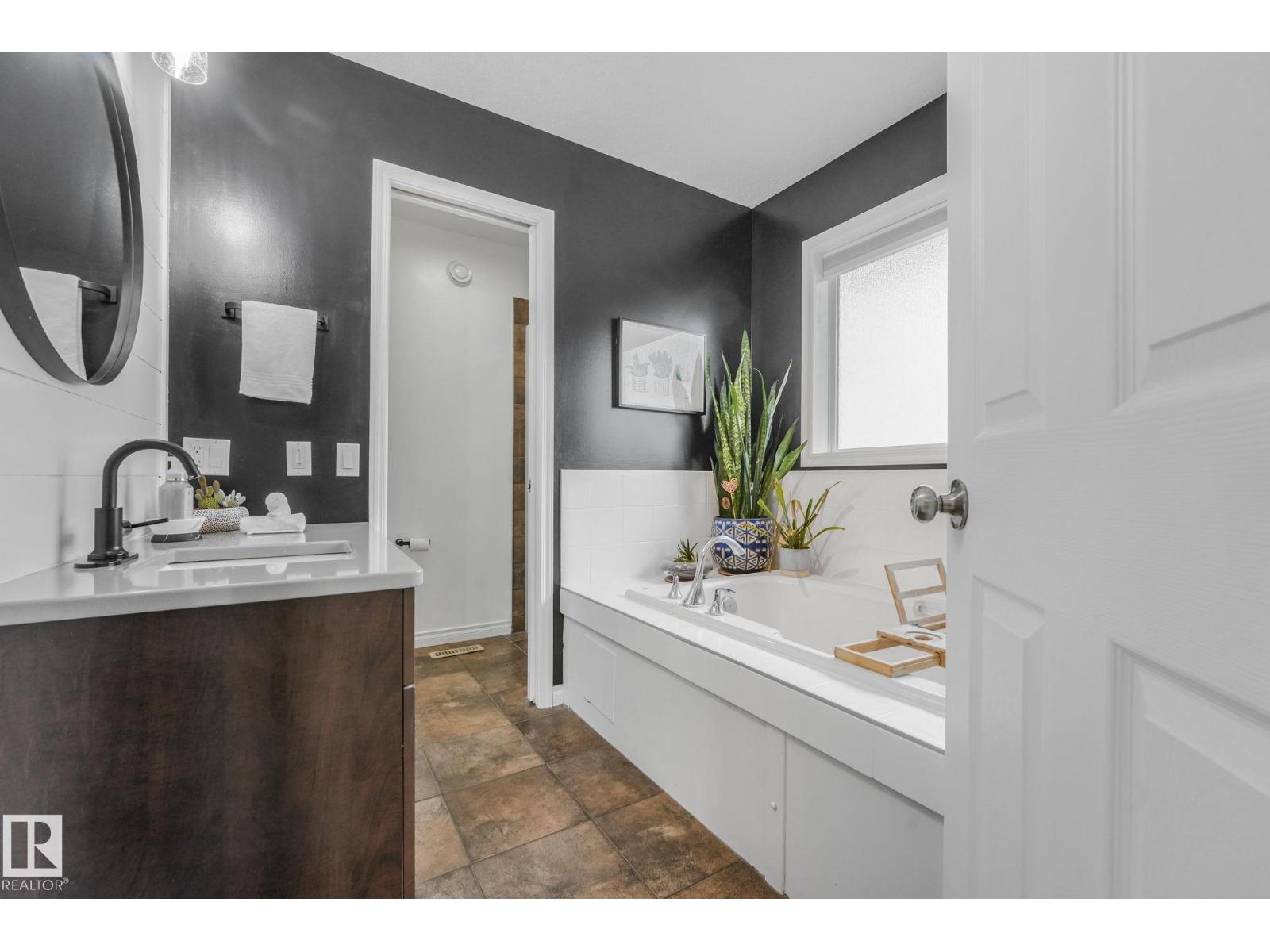 643 FOXTAIL LN, Sherwood Park