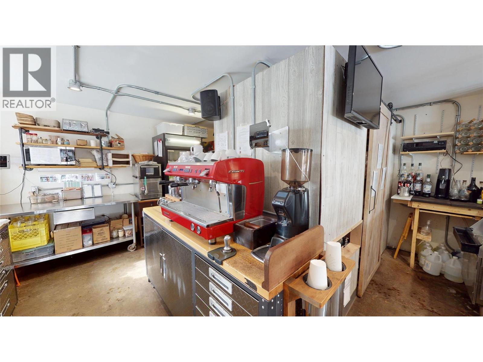 601A 2nd Avenue, Fernie