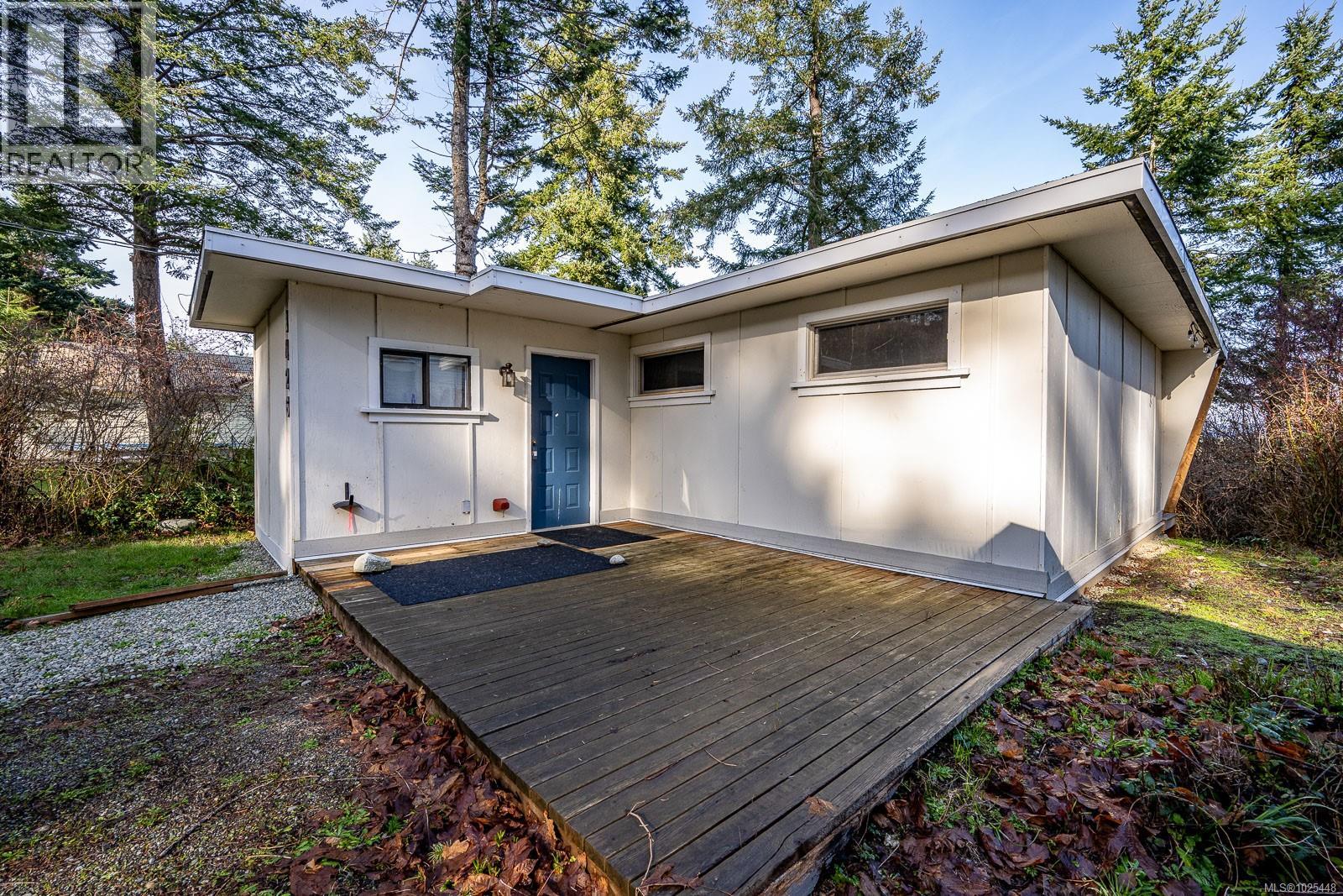 1426 Wilkinson Rd, Comox