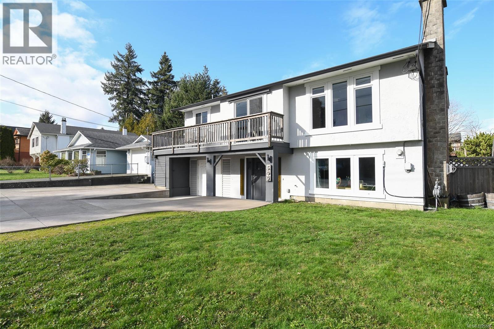599 23rd St, Courtenay