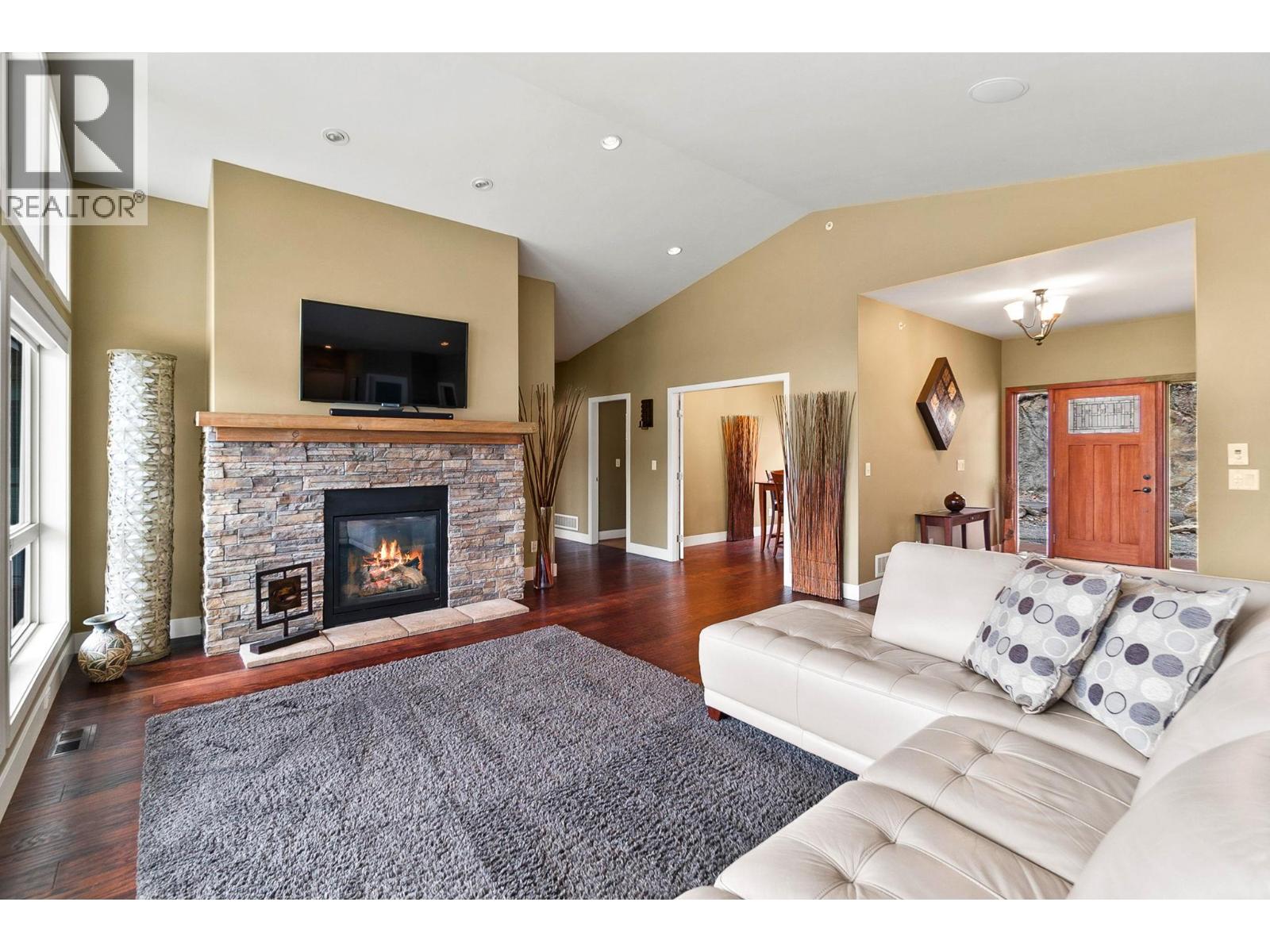 13938 Moberly Road, Lake Country