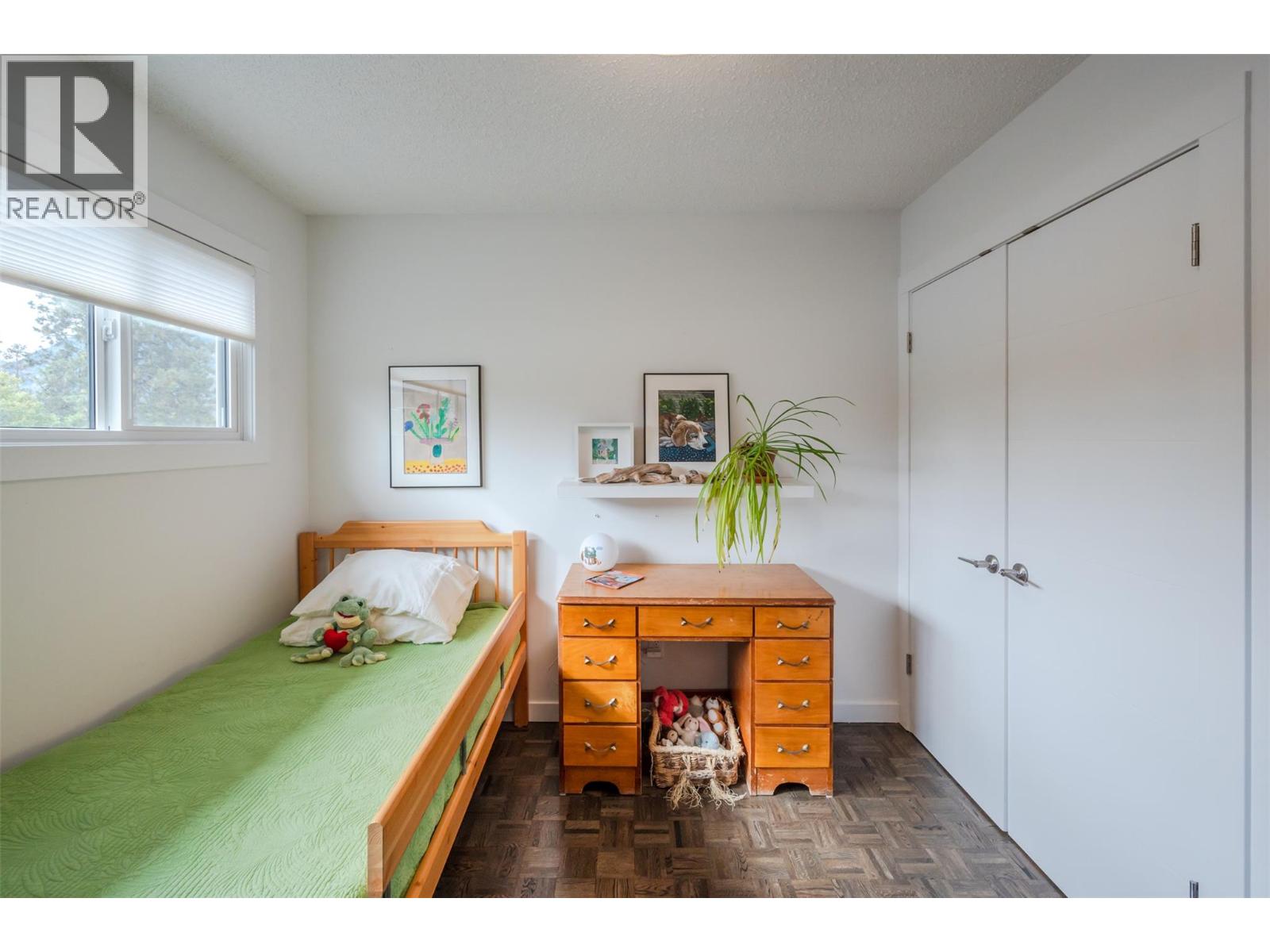  127 Elm Avenue, Penticton