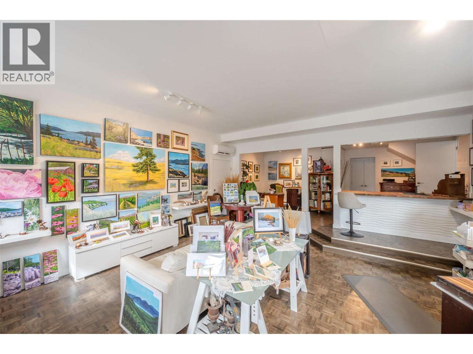  127 Elm Avenue, Penticton