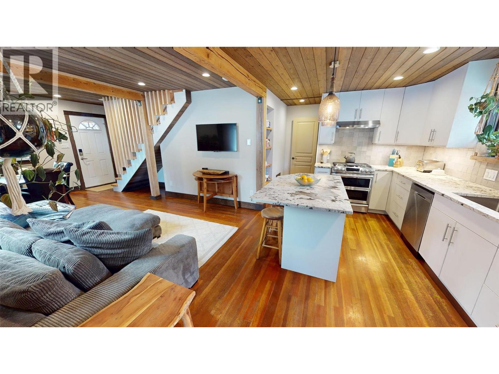 402A 6th Avenue, Fernie