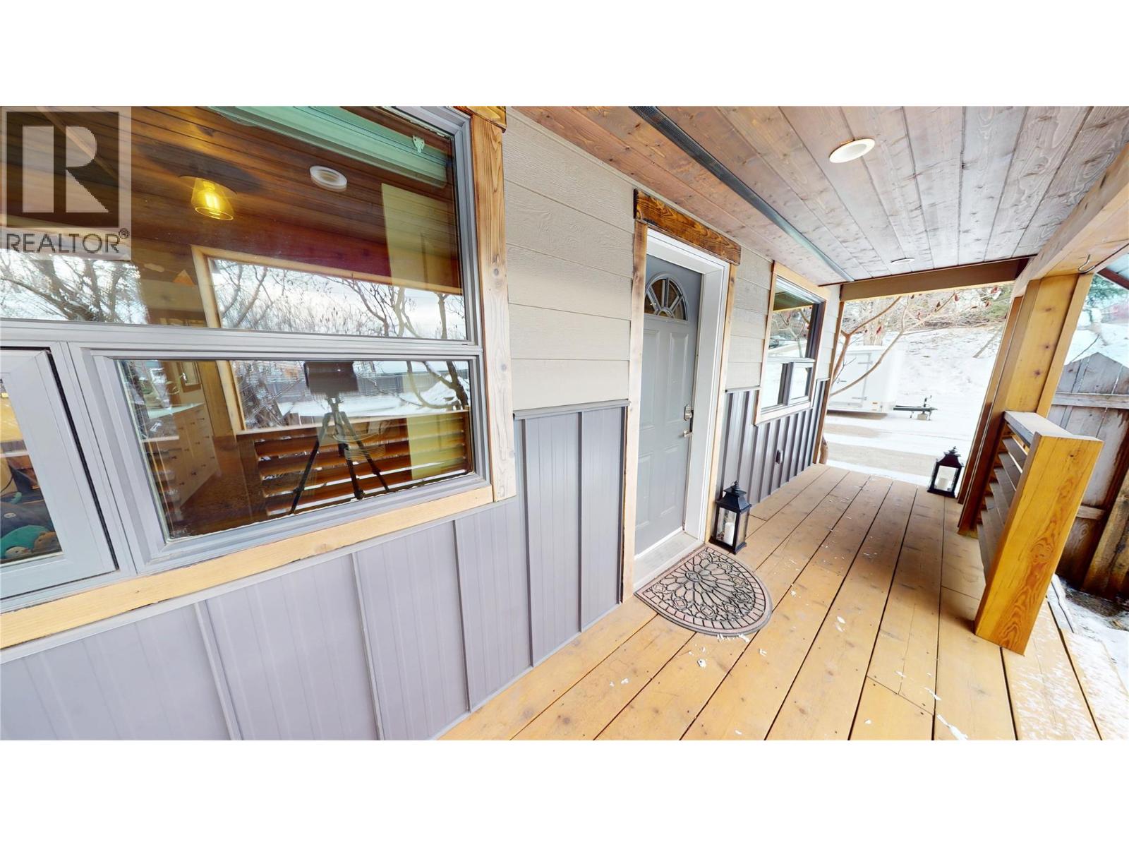 402A 6th Avenue, Fernie