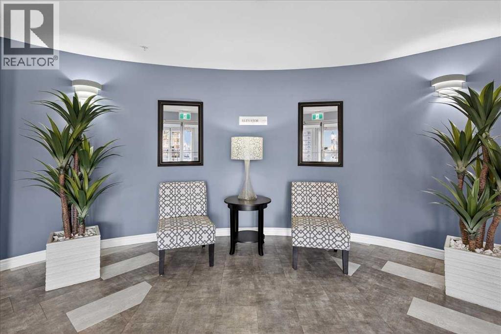 Single Family House for Sale in   Tuscarora Manor NW Tuscany Calgary 