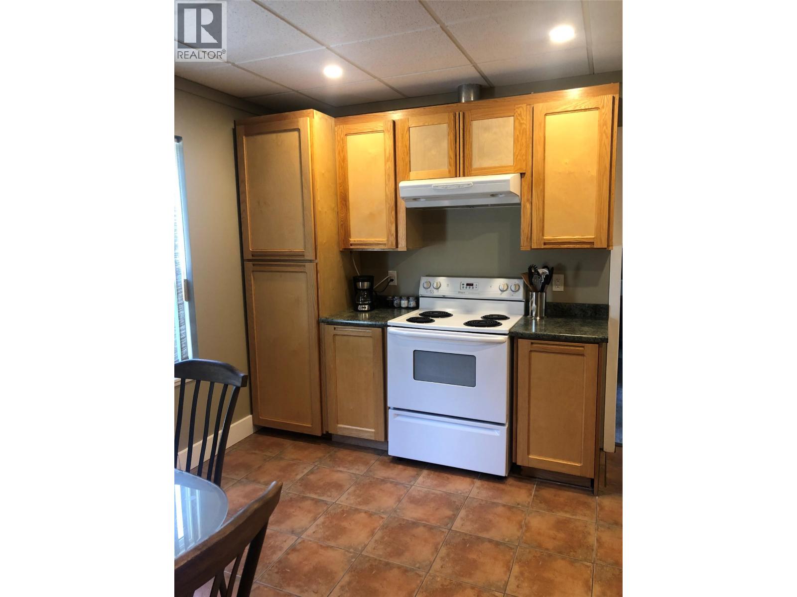 73 TAREN Drive, Clearwater