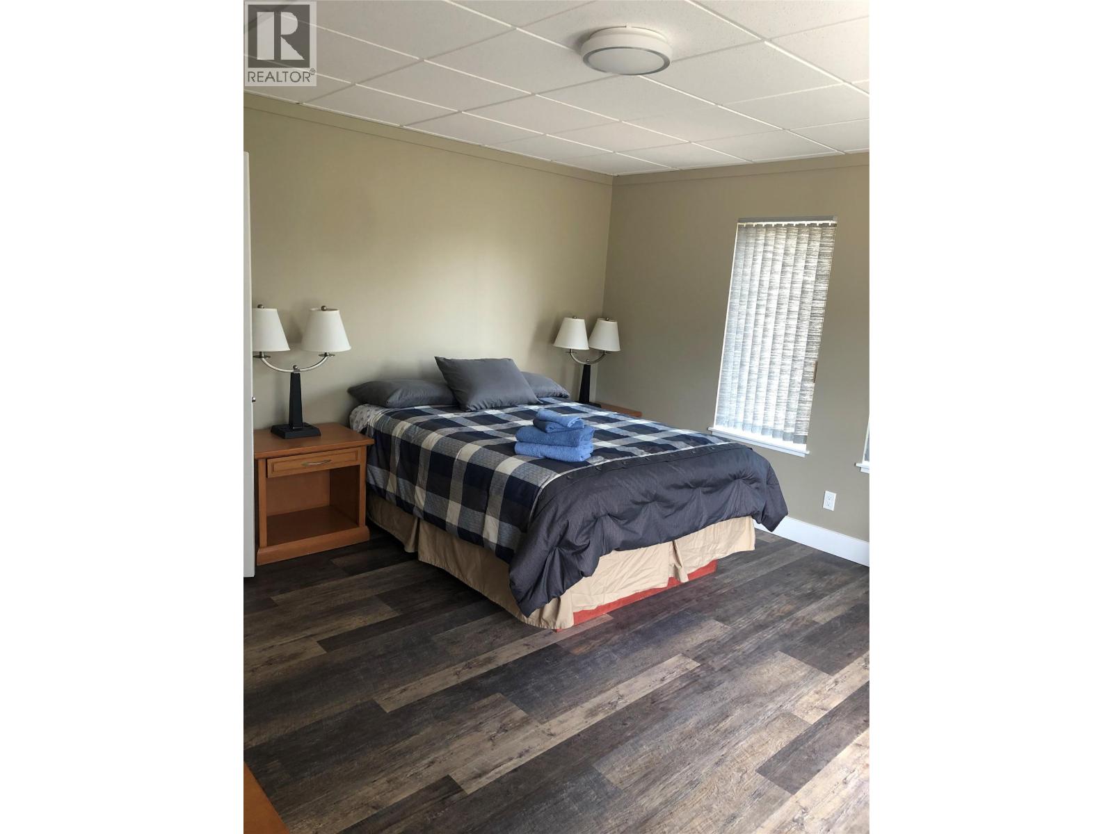 73 TAREN Drive, Clearwater