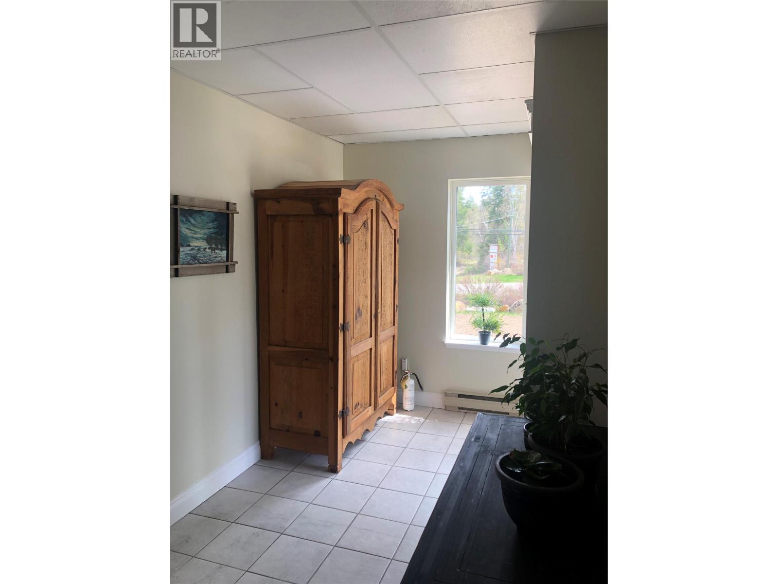 73 TAREN Drive, Clearwater