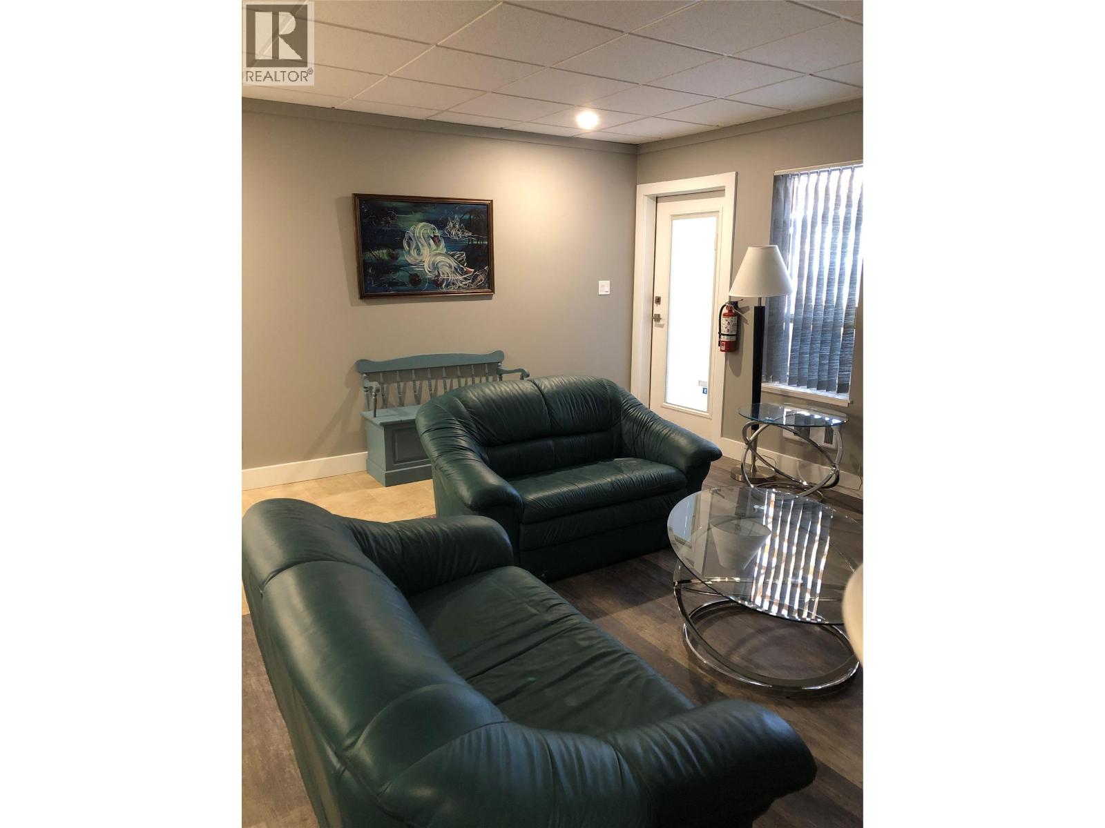 73 TAREN Drive, Clearwater