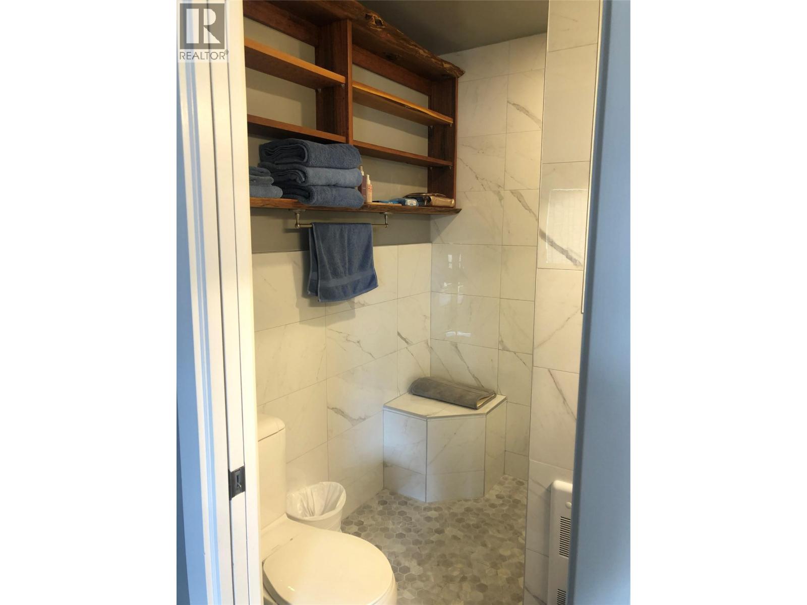 73 TAREN Drive, Clearwater