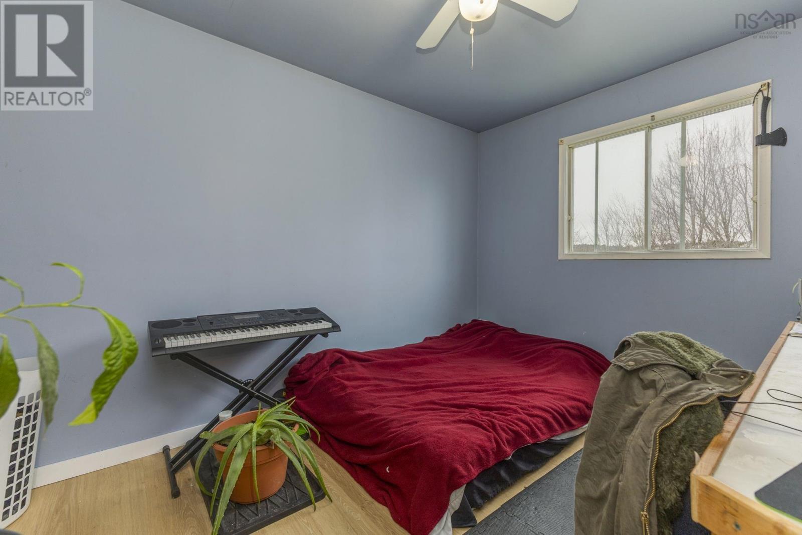 Property 27 of 36 of 2408 Wyvern Road