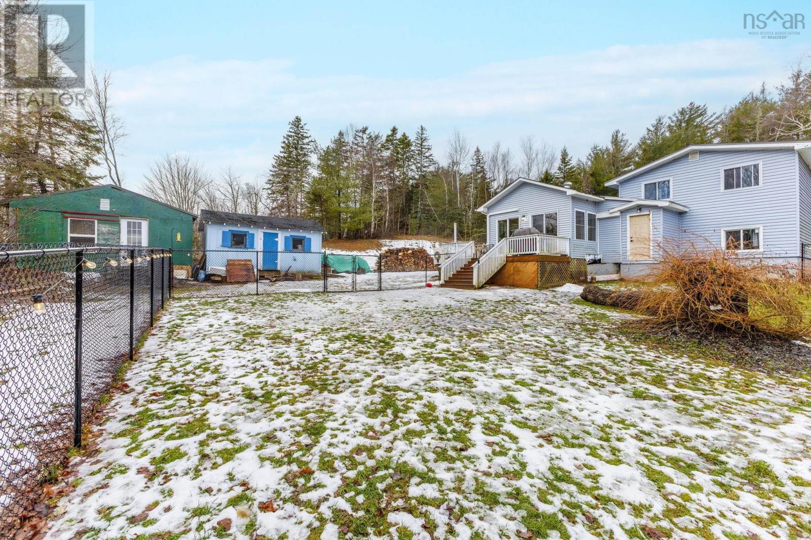 Property 33 of 36 of 2408 Wyvern Road