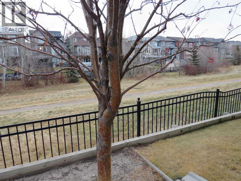 Single Family House for Sale in  Evansridge Park NW Evanston Calgary 