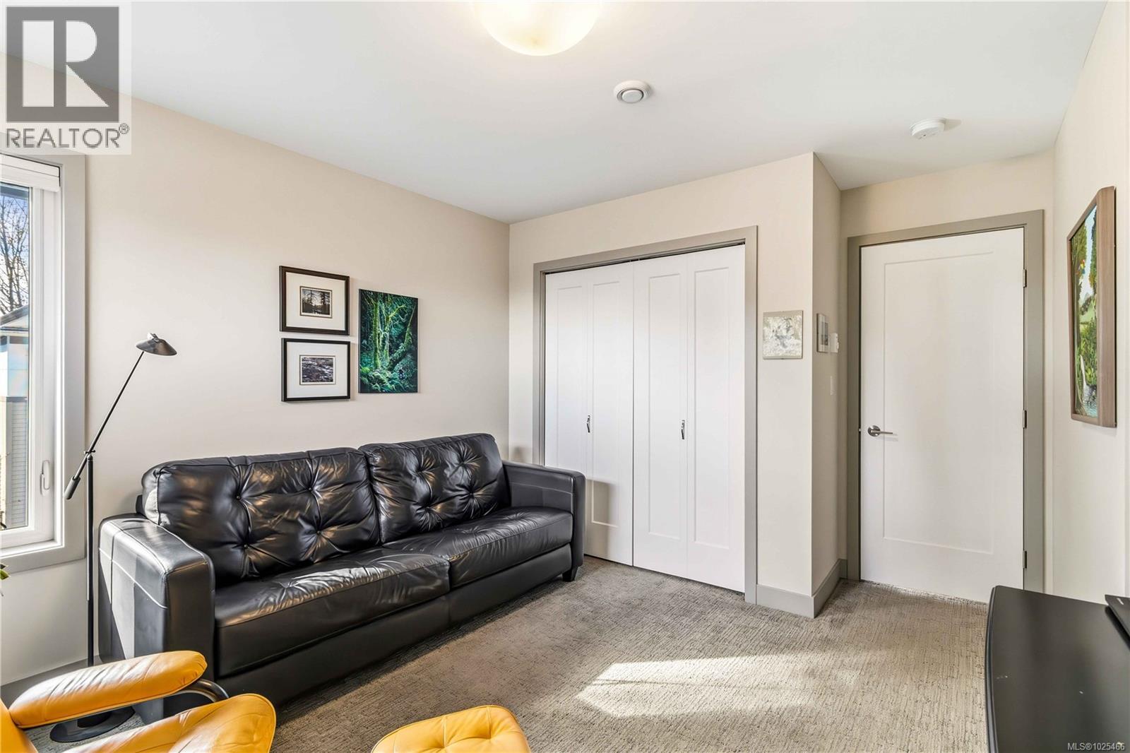 3327 Painter Rd, Colwood