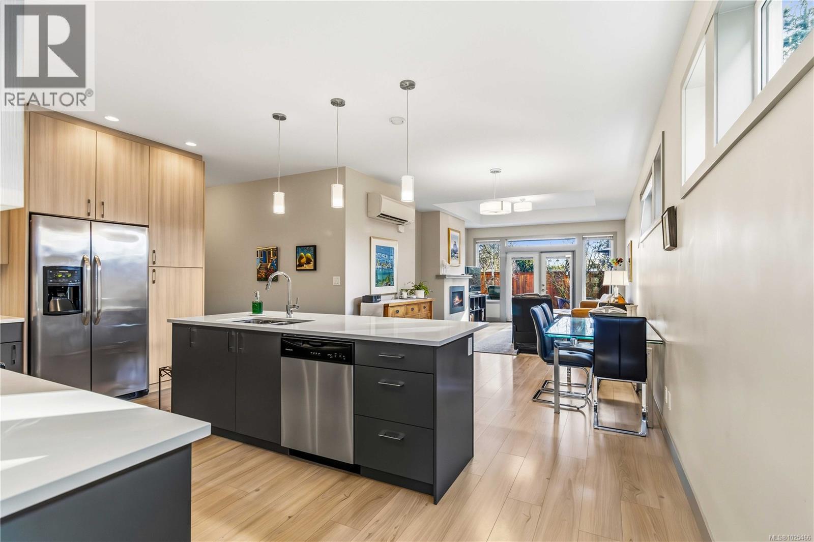 3327 Painter Rd, Colwood