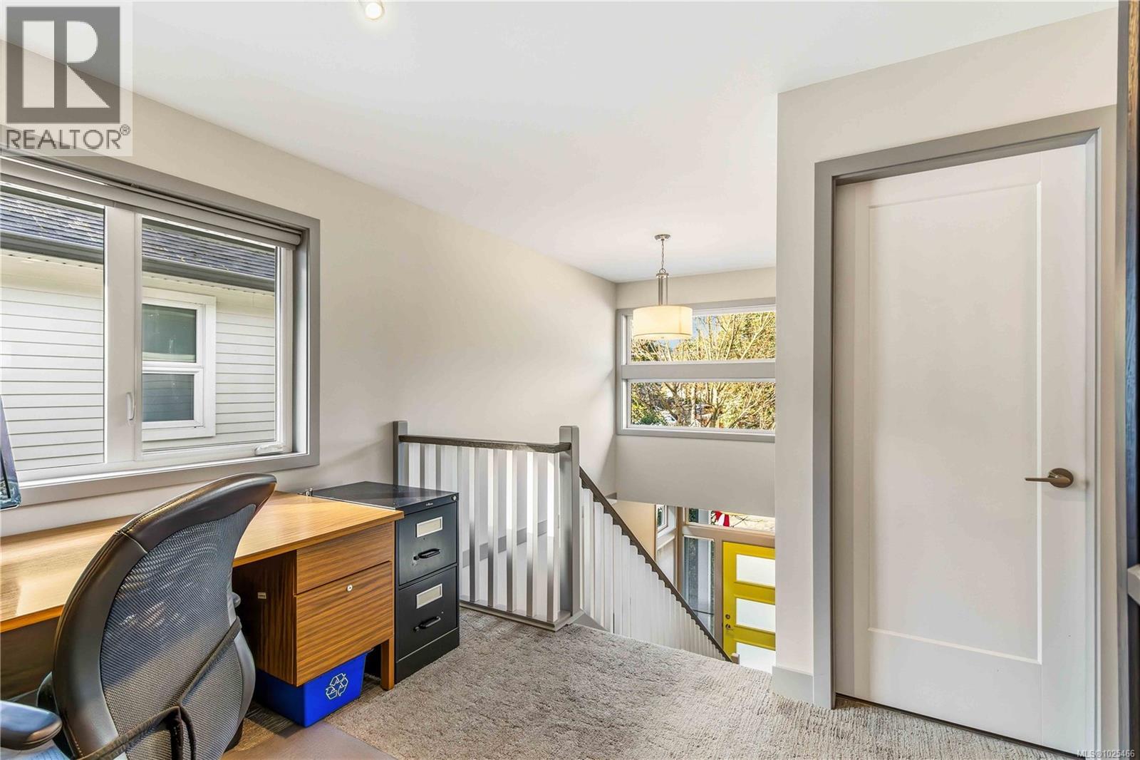 3327 Painter Rd, Colwood