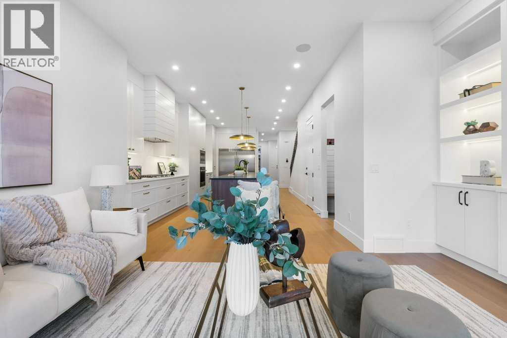 Single Family House for Sale in   Avenue NW Mount Pleasant Calgary 