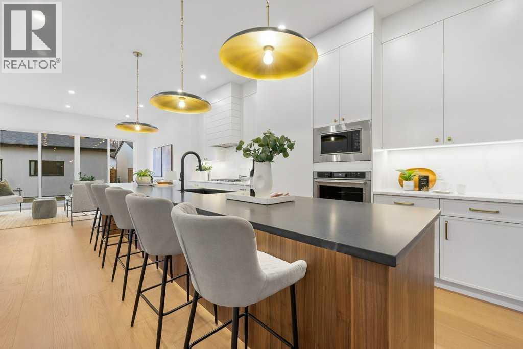 Single Family House for Sale in   Avenue NW Mount Pleasant Calgary 