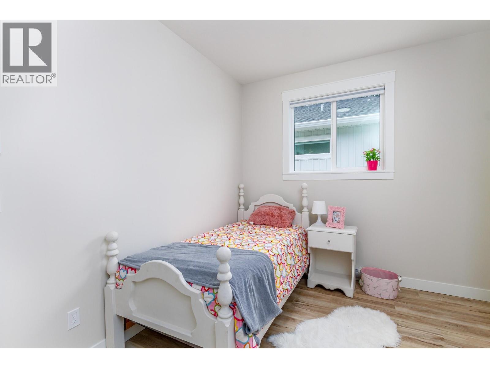 2374 6 Avenue SE, Salmon Arm