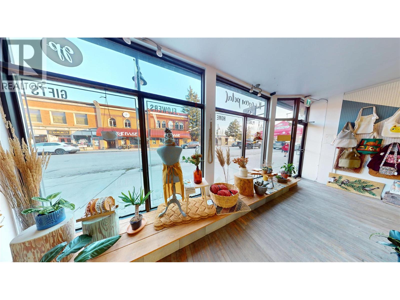 421C 2nd Avenue, Fernie