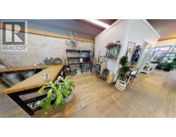 421c 2nd Avenue, Fernie, BC V0B1M0 Photo 18