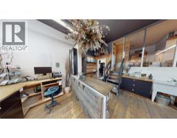 421c 2nd Avenue, Fernie, BC V0B1M0 Photo 16