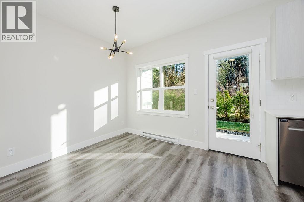 28 950 WOODSWORTH ROAD, Gibsons