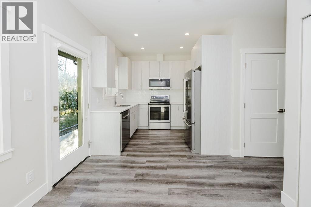 28 950 WOODSWORTH ROAD, Gibsons