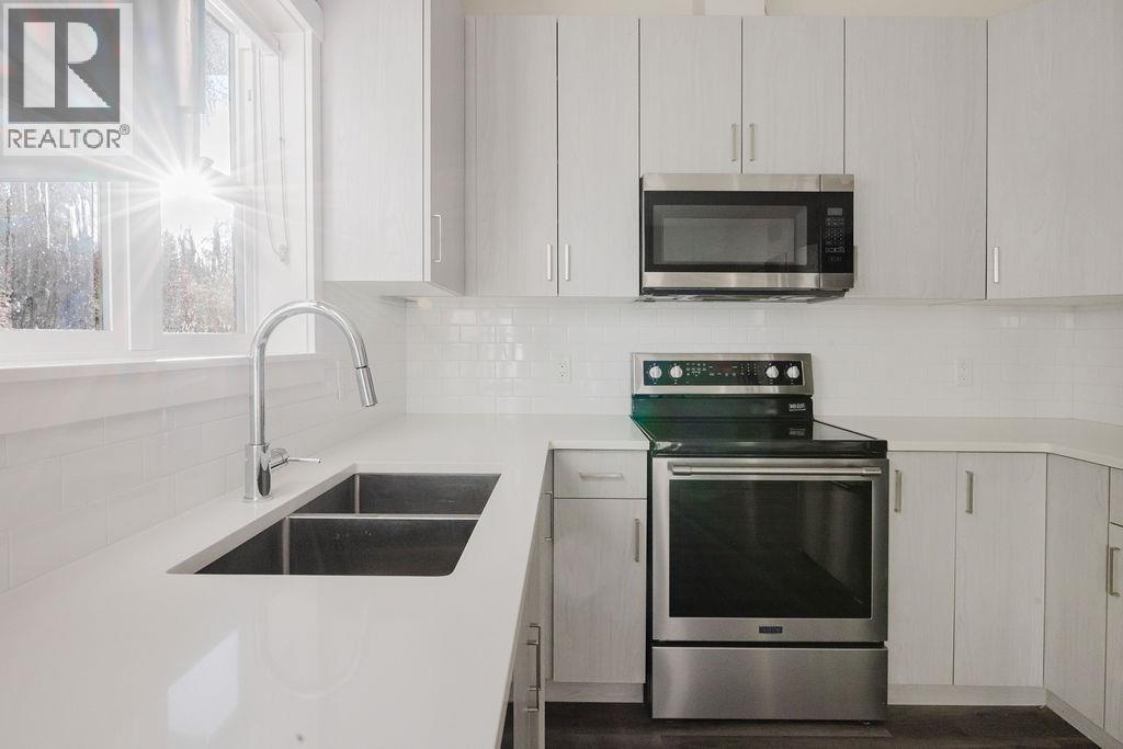 28 950 WOODSWORTH ROAD, Gibsons