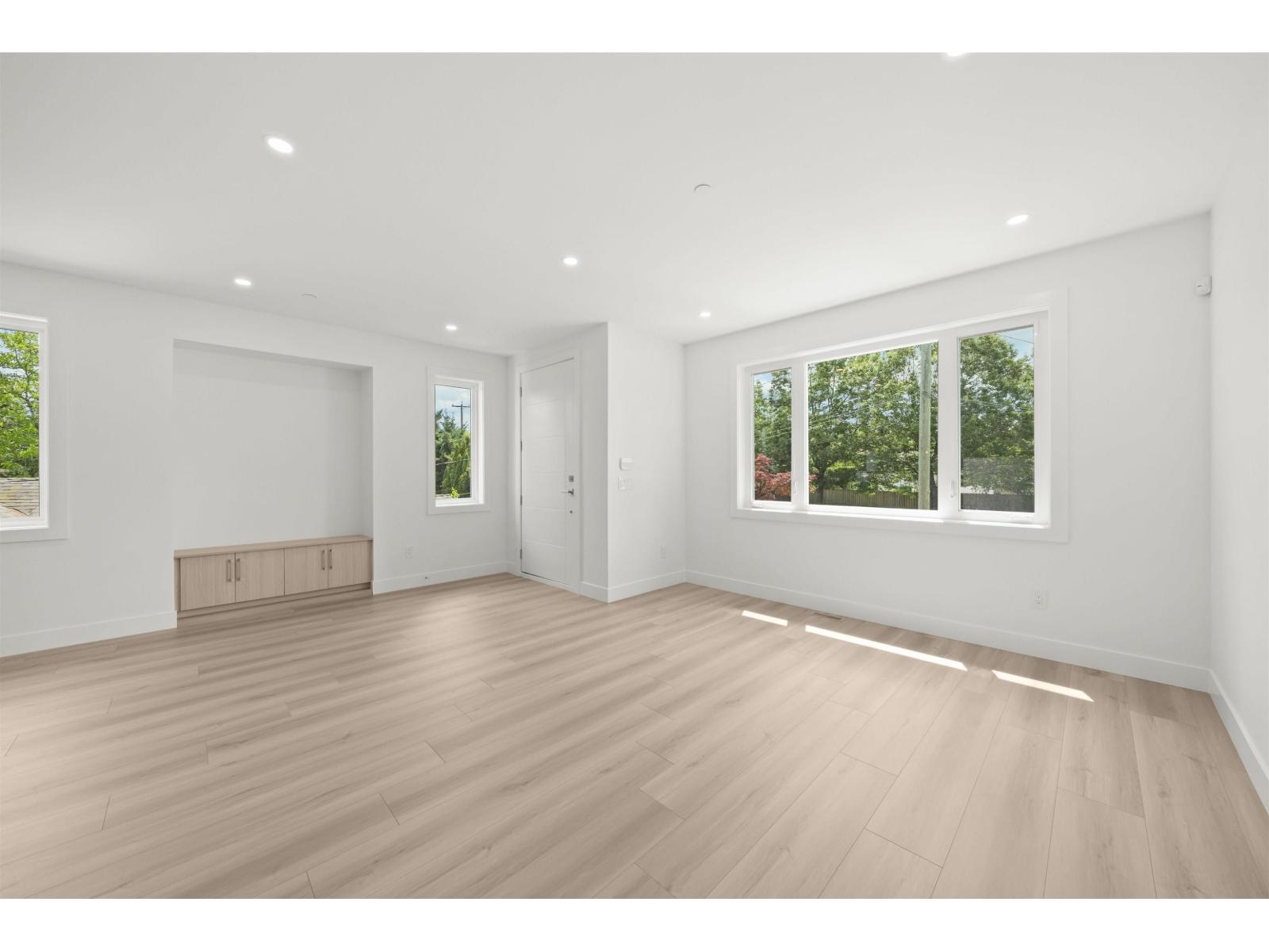 2 26725 FRASER HIGHWAY, Langley