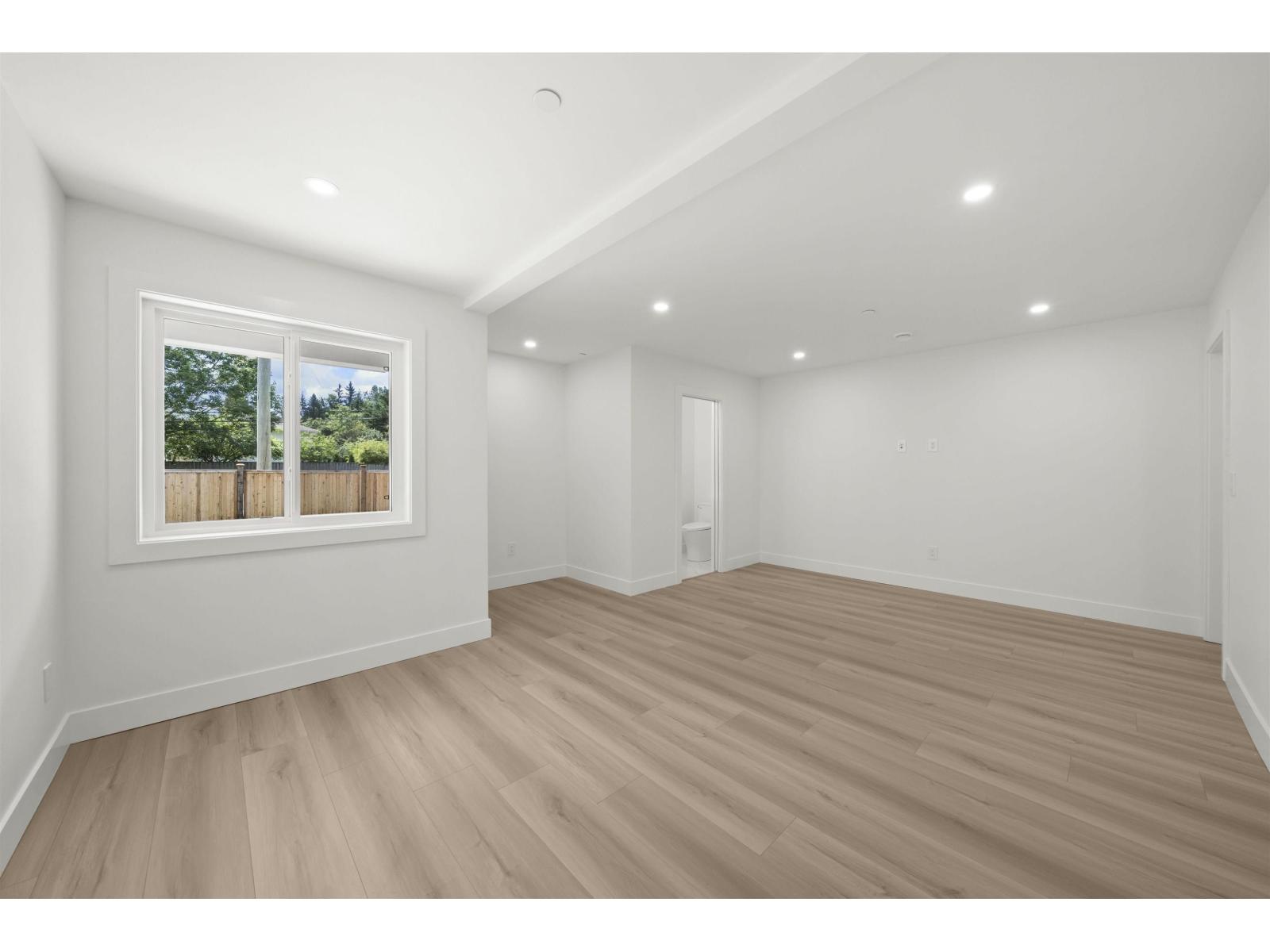 2 26725 FRASER HIGHWAY, Langley