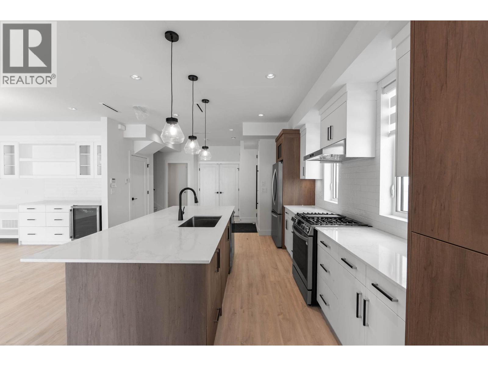 #4 840 Grenfell Avenue Lot# 4 - 1