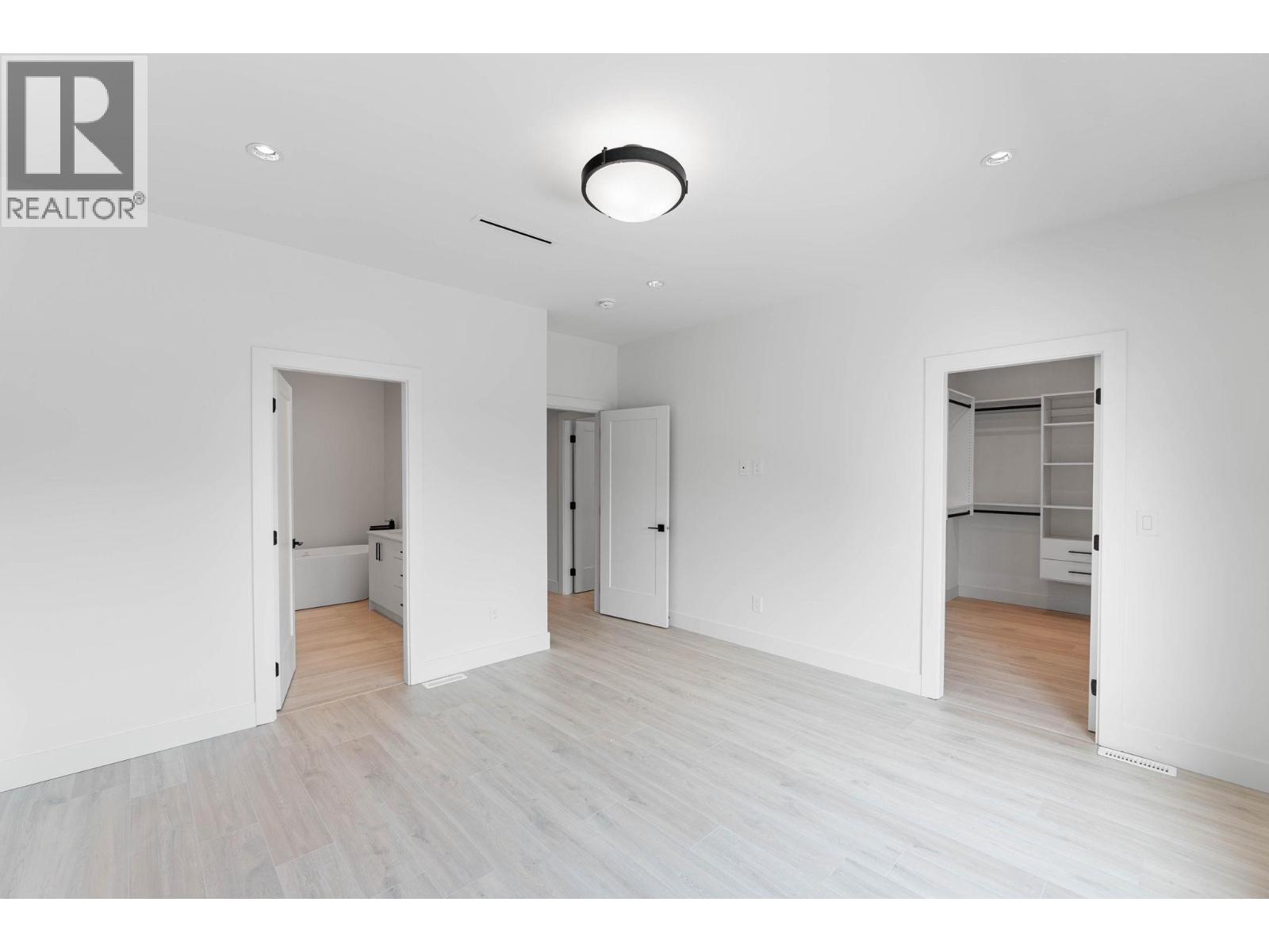 #4 840 Grenfell Avenue Lot# 4 - 12