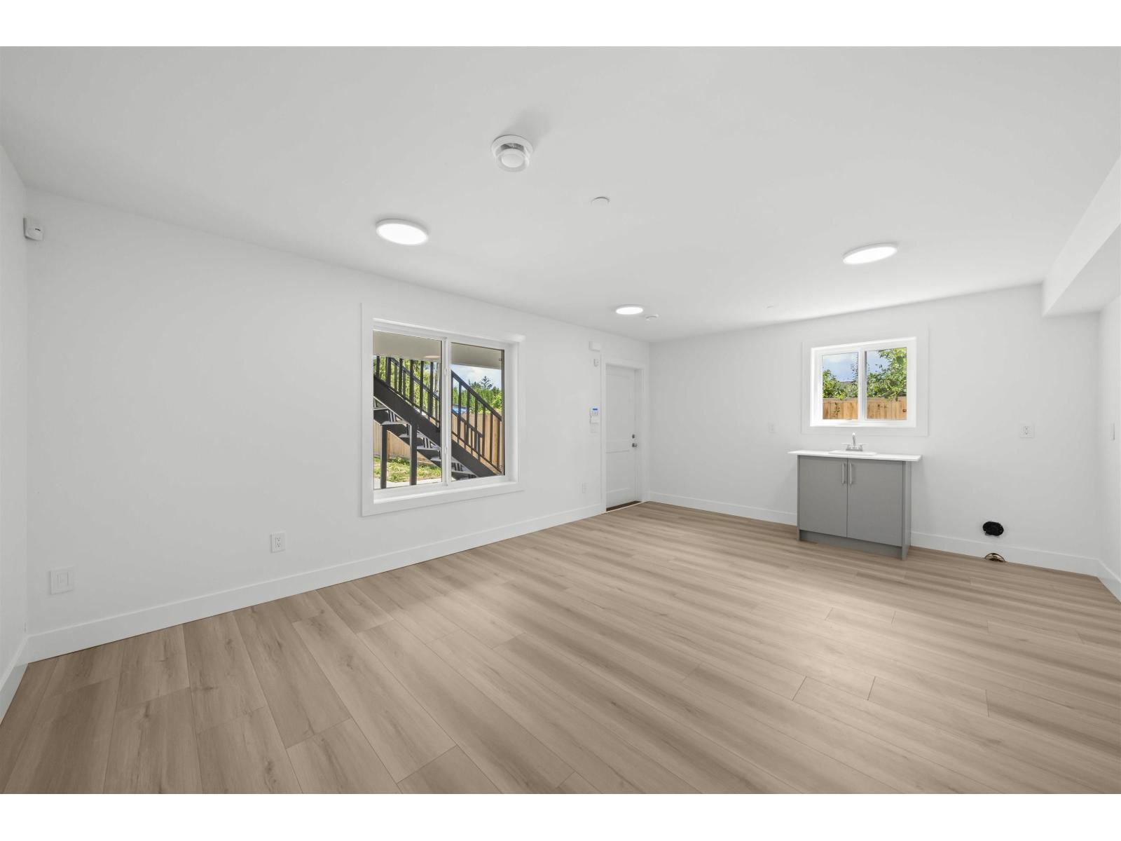 2 26725 FRASER HIGHWAY, Langley