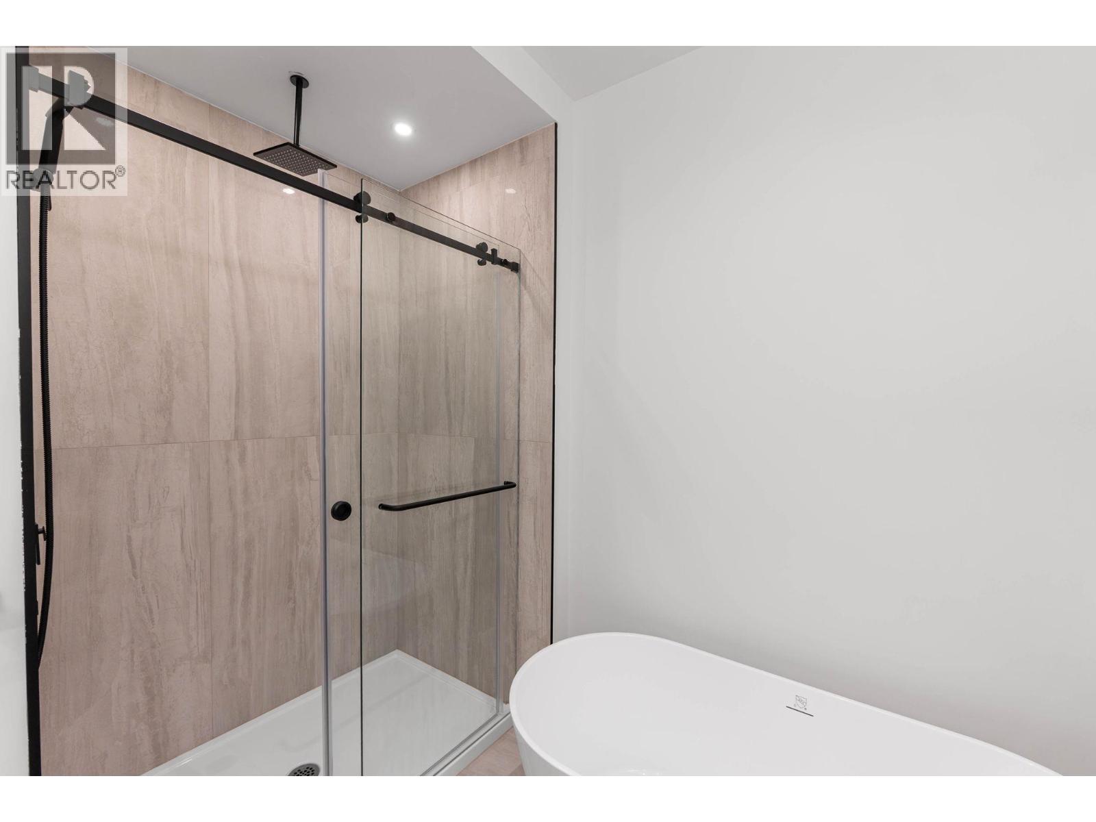 #4 840 Grenfell Avenue Lot# 4 - 15