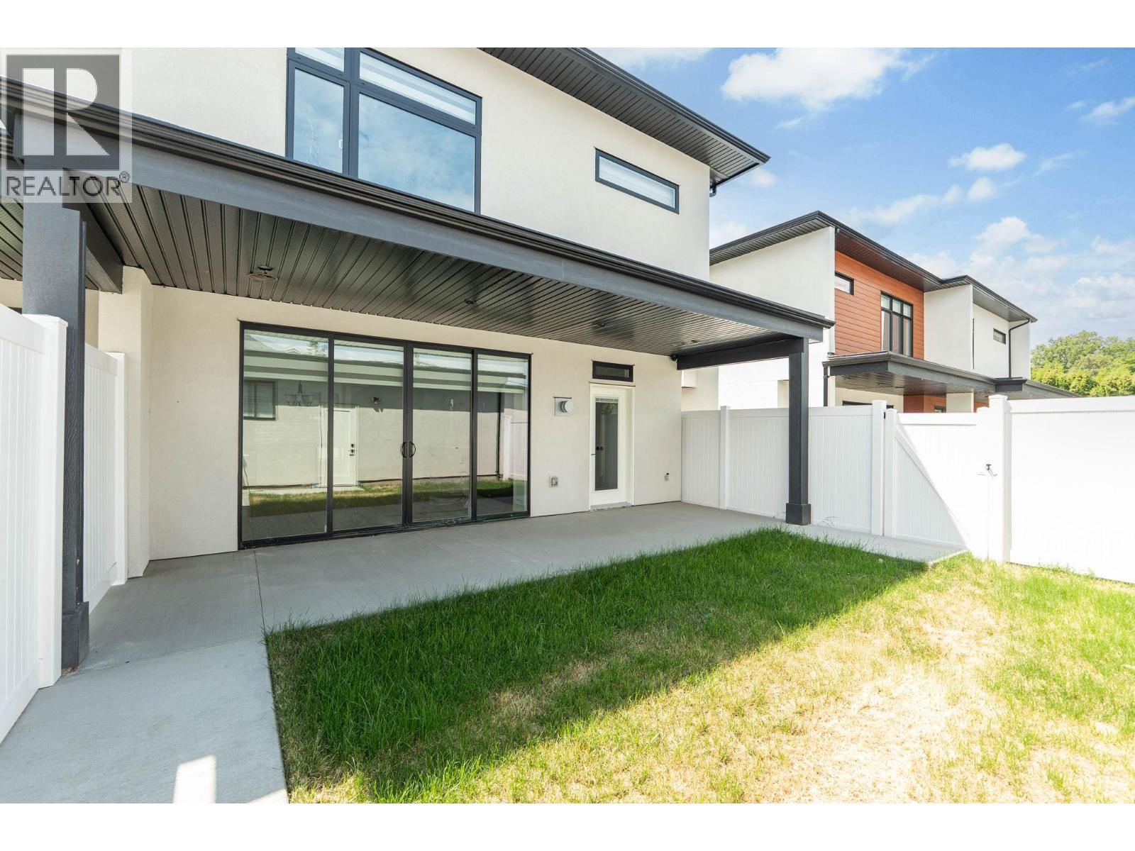 #4 840 Grenfell Avenue Lot# 4 - 17