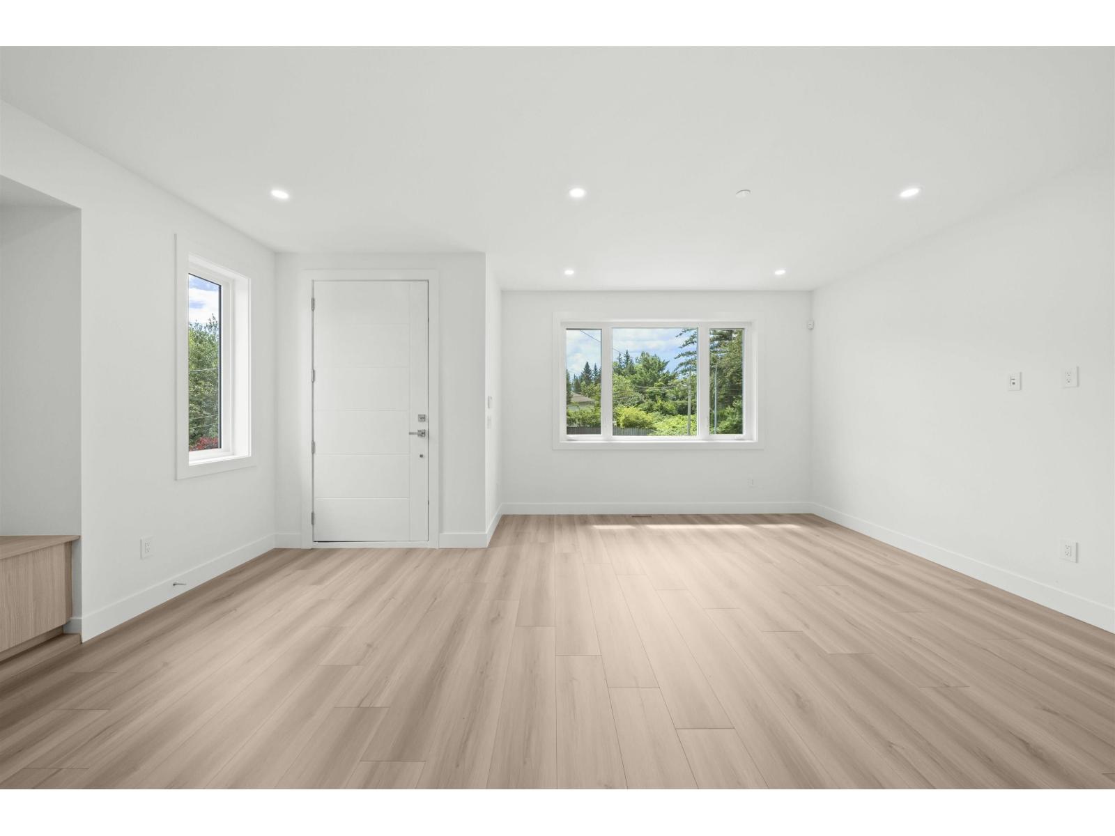 2 26725 FRASER HIGHWAY, Langley