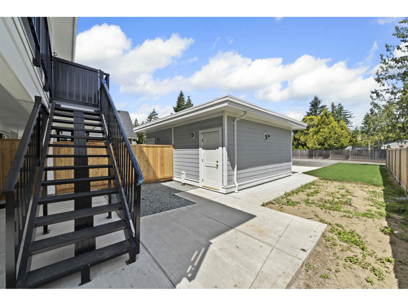 2 26725 FRASER HIGHWAY, Langley
