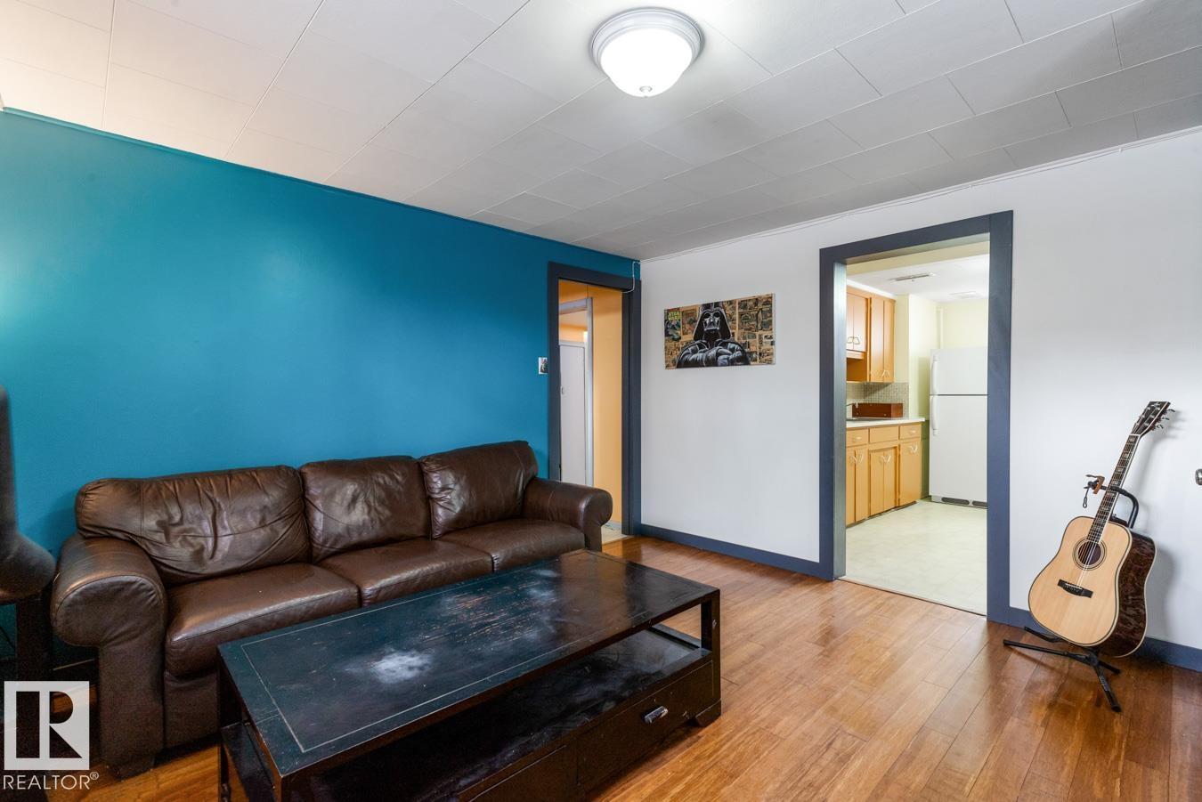 7708 78 AV NW, Edmonton