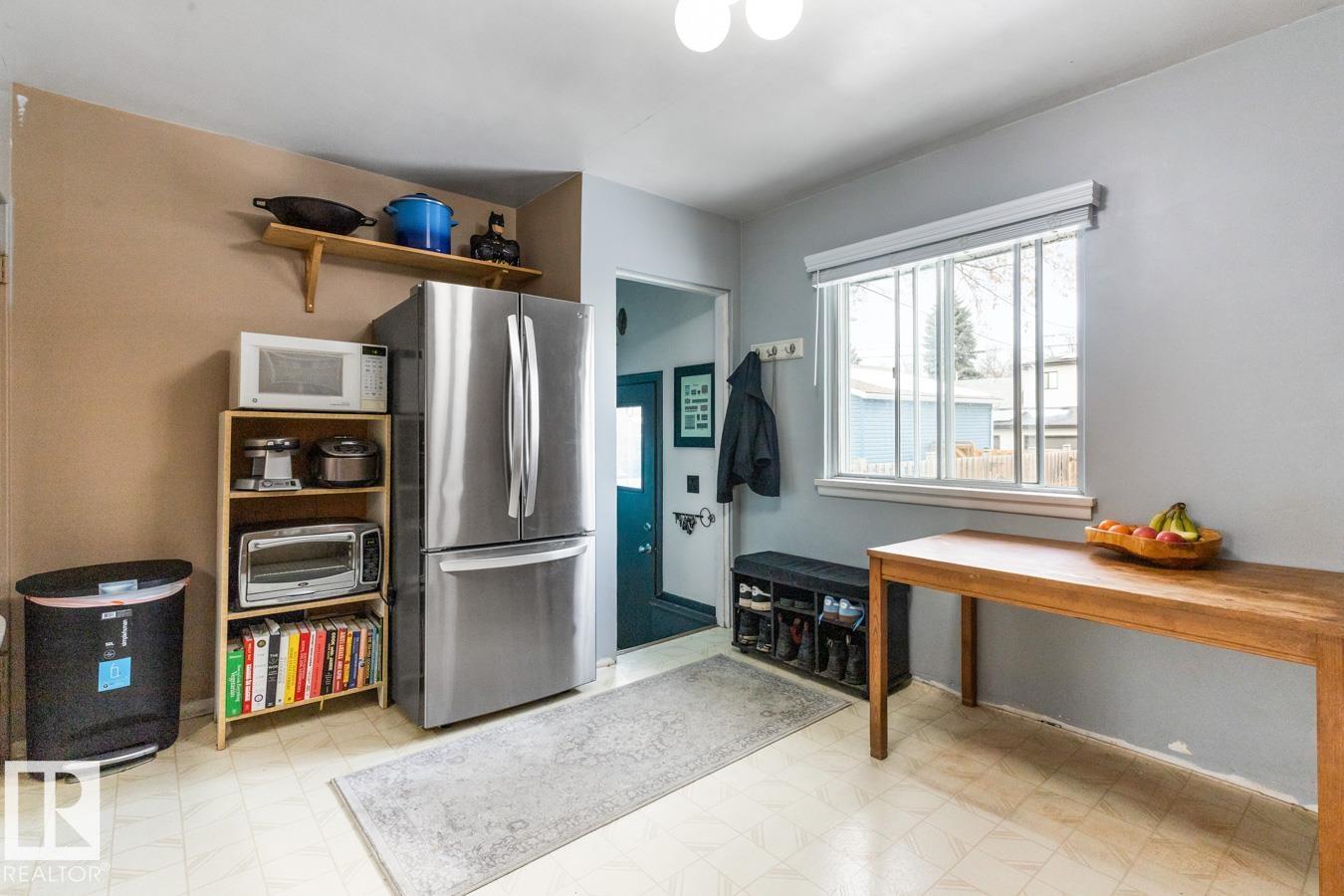 7708 78 AV NW, Edmonton