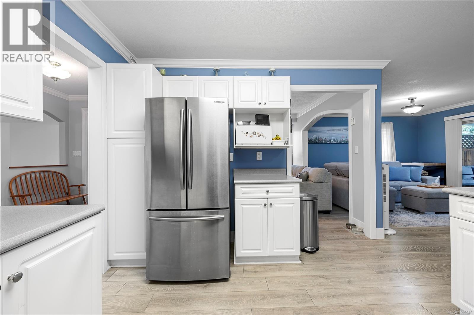 107 Acacia St S, Parksville