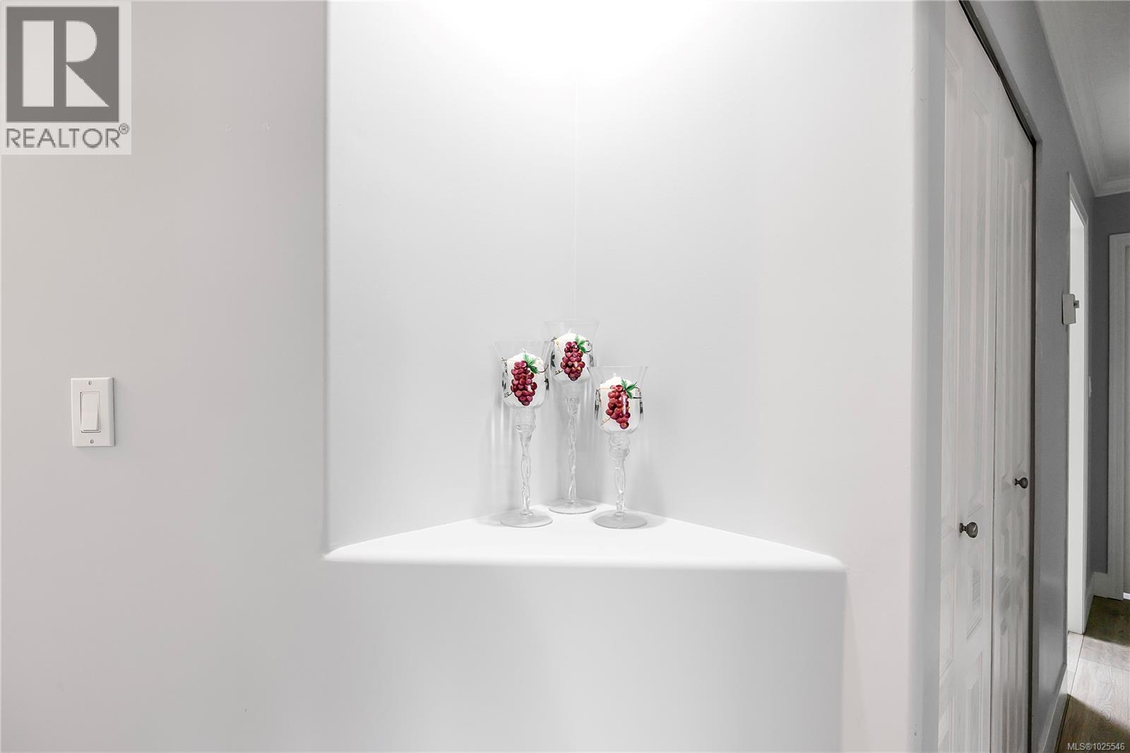 107 Acacia St S, Parksville